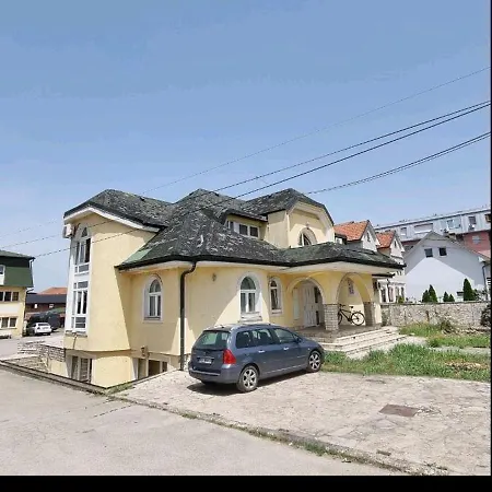 Za Radnike Aparthotel